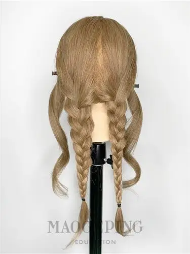 会编发的妹纸都能学会的一款精致盘发