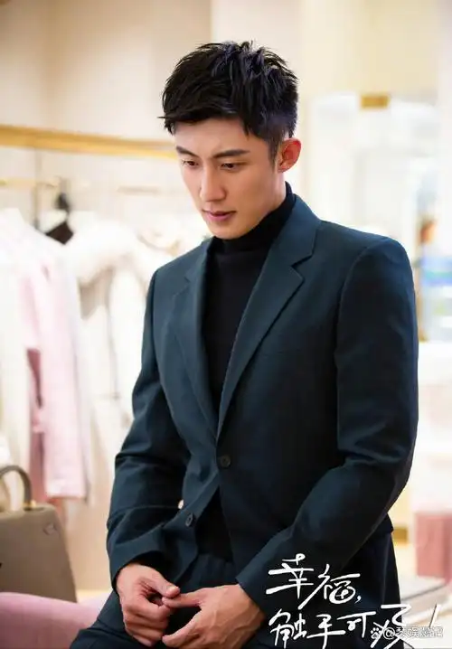 黄景瑜热度持续上涨,疑似被王雨馨质问出轨事,也许坦诚才有未来