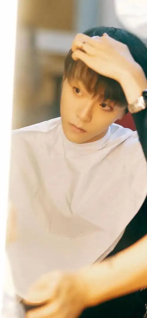 精选男明星壁纸合集|秦霄贤|白敬亭|胡歌|车银优|陈立农