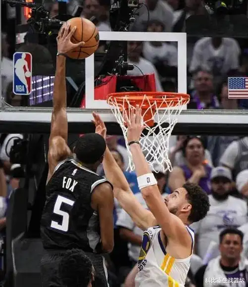 福克斯尝试转型,这样打球,更有利于国王队,数据太惊喜|蒙克|米切尔|犹