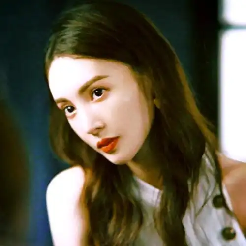 金晨头像08星期三