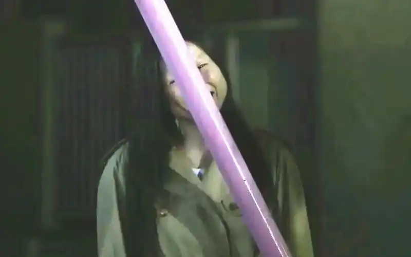 这样的"歪头杀"你喜欢吗?日本恐怖片《公共住宅的恐怖》