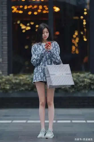 什么样子的腿才能算是美腿,也许每个人心中的标准都不一样