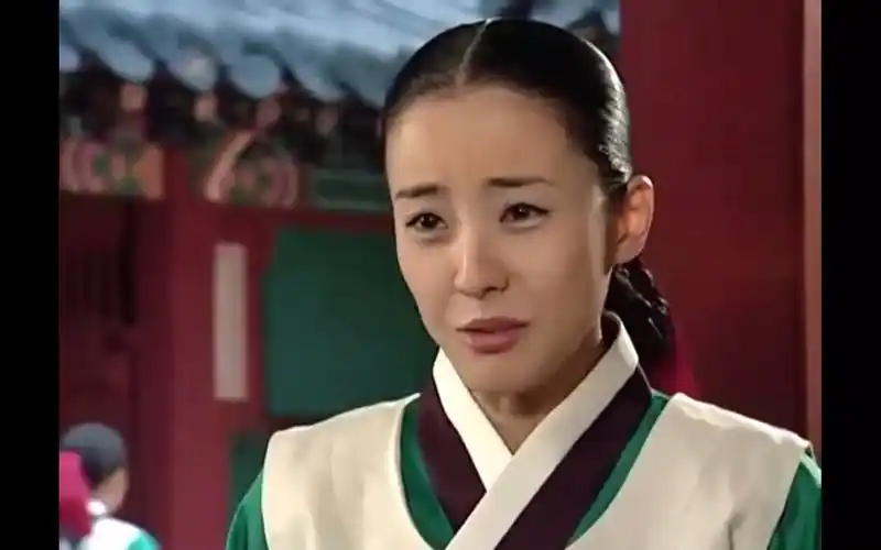 大长今08-5(补)连生被两位尚宫质问的磕磕巴巴甚是可爱 长今找到今鸡