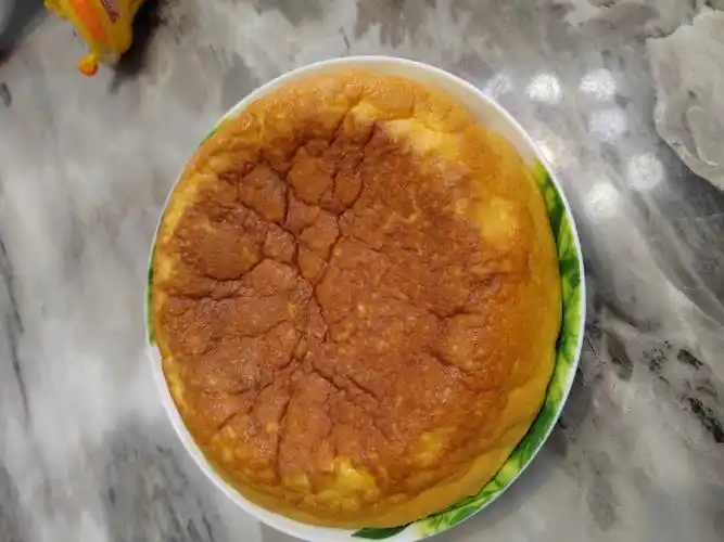 感谢@小小喵指导有方#电饭锅蛋糕