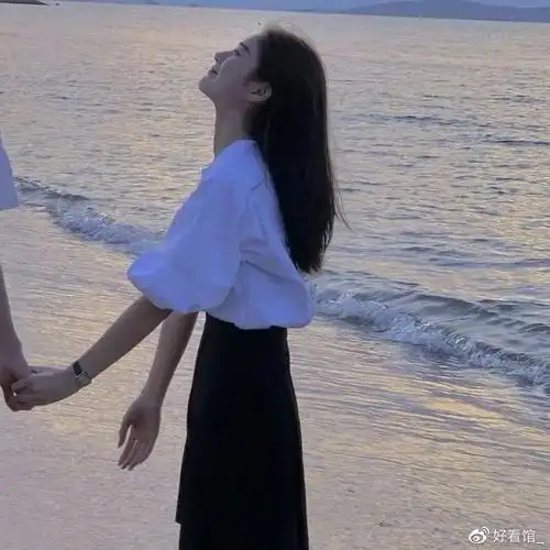 情侣头像情侣头像真人一人一半最火情侣头像图片情侣专用qq头