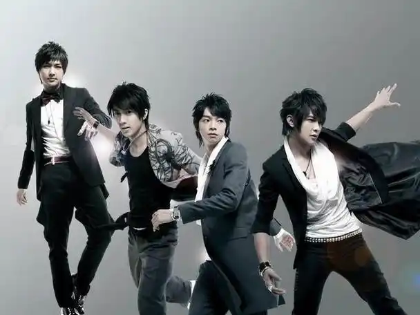 飞轮海成员近况解析:汪东城热衷副业,吴尊专心带娃,辰亦儒跳操