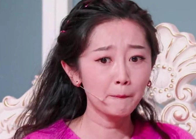 郭德纲给郭麒麟粉丝安排工作,同样是喜剧演员,陈嘉男能超过张小斐吗?