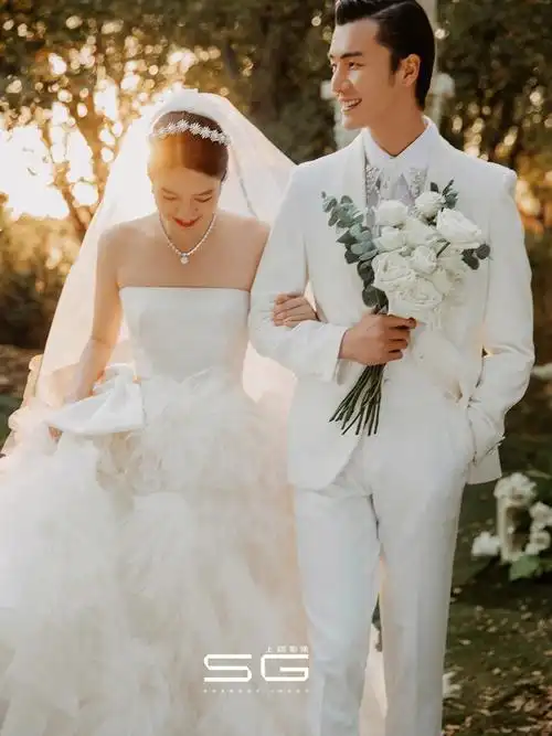 无法抗拒的唯美夕阳婚纱照