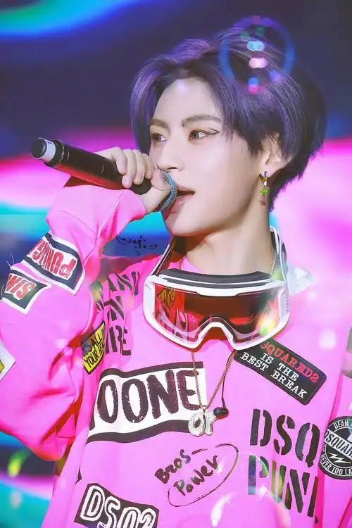 小鬼王琳凯安利楼