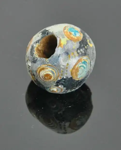 战国蜻蜓眼琉璃圆珠