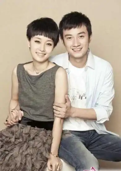 [马伊琍比文章大几岁]马伊琍比文章大几岁