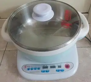 九成新正宗多星28cm七代锅智能多功能电热锅,用的时间很短