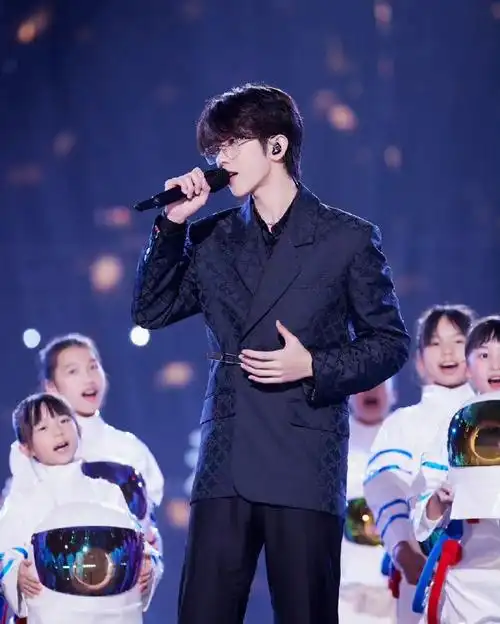 时代少年团(马嘉祺,丁程鑫,宋亚轩,刘耀文,张真源,严浩翔,贺峻霖)|华