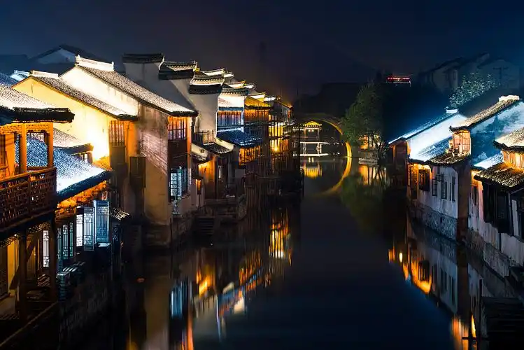美丽的古镇夜景江南水乡夜景图片下载