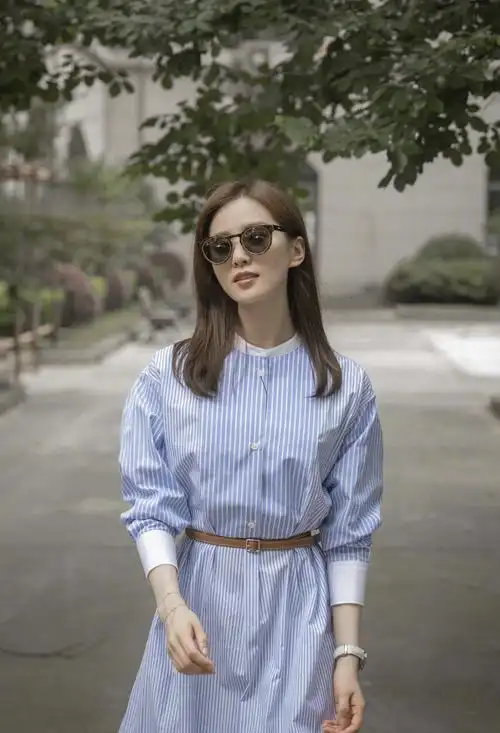女明星中的气质担当刘诗诗榜上有名这穿衣谁敢说不是top