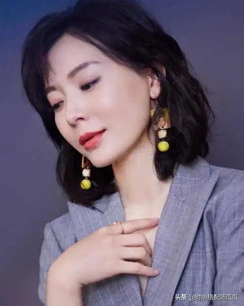 齐肩内扣发型图片2016(女人过了55岁就别留长发了) - 赤虎壹号