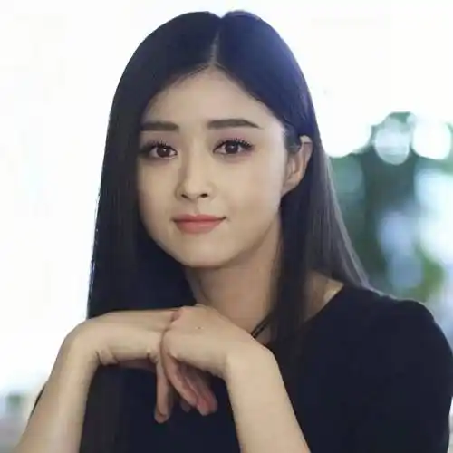 盘点巩俐,蒋欣,张雨绮……老被人说壮的大骨架女星_带着_女明星_白幼