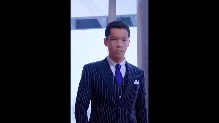 你根本就不知道暴龙战士有多帅～#暴龙战士 #西装杀 #肿瘤哥