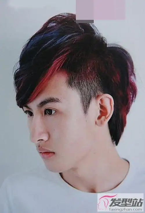 男生卷发适合什么发型 掌握主流帅短发造型-男生烫发-发型站_最新流行