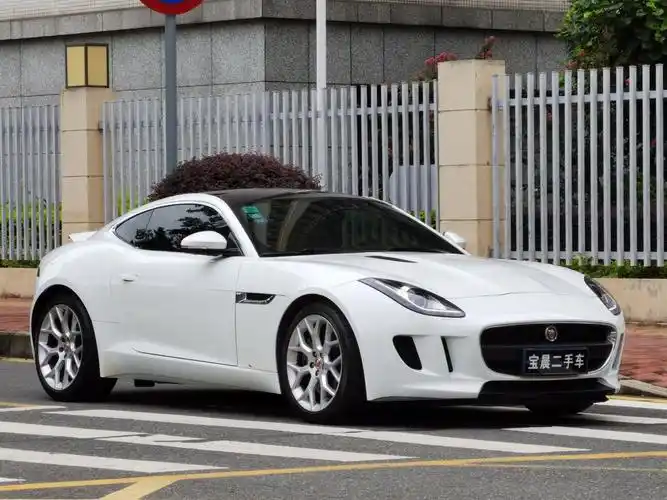【深圳】2016年4月 捷豹f-type 2016款 3.0t 硬顶版 手动挡