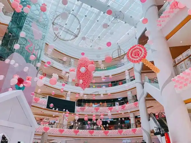 深圳气球公司气球布置商业美陈气球大型展会