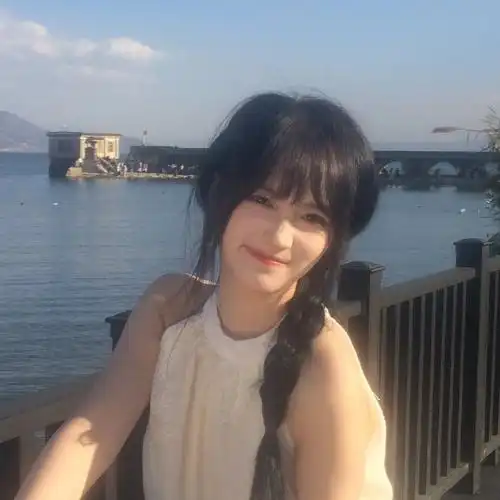 【240220费沁源小红98更新】  "老手机拍的 古早系头像感照片