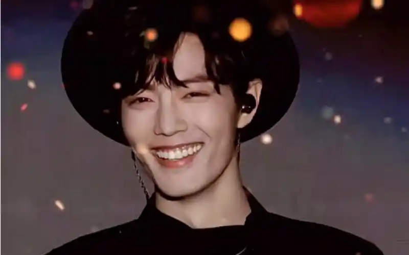 肖战-那时错-默认收藏夹-哔哩哔哩视频