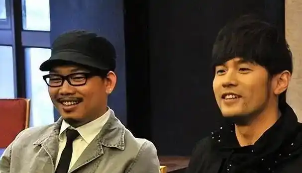 20多年过去了才知道这两人被周杰伦记一辈子不是没有道理的