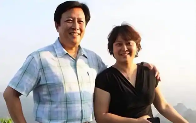 1990年除夕夜孙涛自缢身亡在遗书中写道唐国强丧尽天良