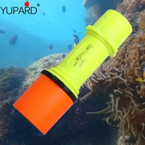 t6 led潜水强光磁控手电筒户外赶海水下防水夜潜露营充电应急灯