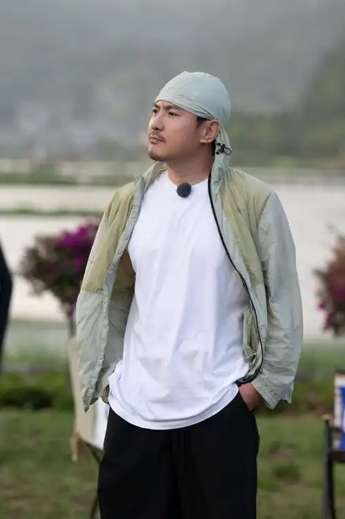 沈腾超话#现在就出发#今晚腾讯视频,一起来感受大自然带给我们的力量