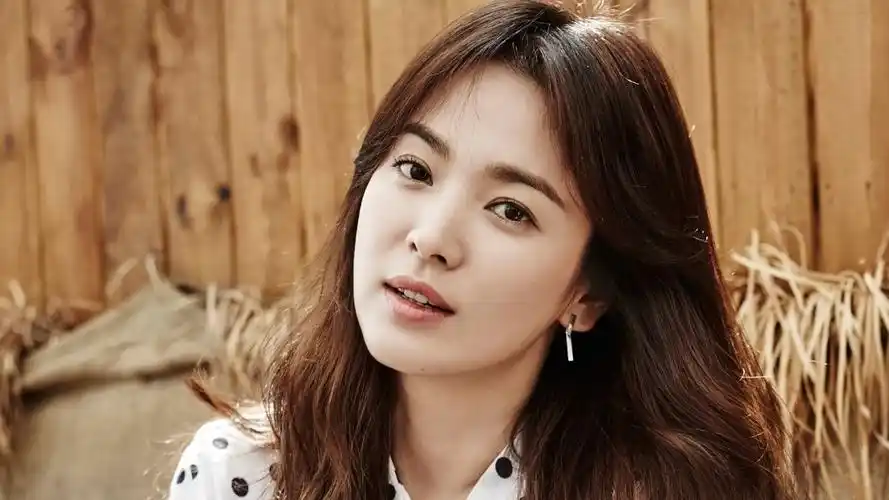 韩国顶级明星涉嫌偷税漏税,涉案金额出人意料,网友猜测是宋慧乔