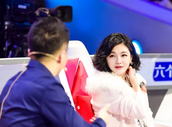 大s《最强大脑》母爱泛滥希望儿女成才现场急忙取经