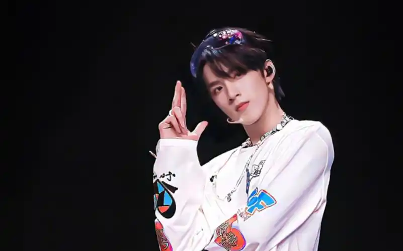 【刘耀文】浅剪一下护目镜小狗吧!_哔哩哔哩_bilibili