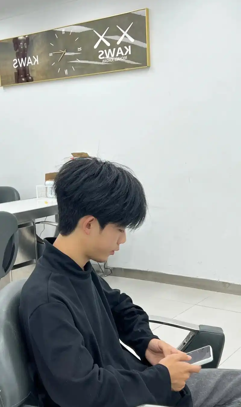 适合学生党的发型钢夹塑形烫 服帖烫