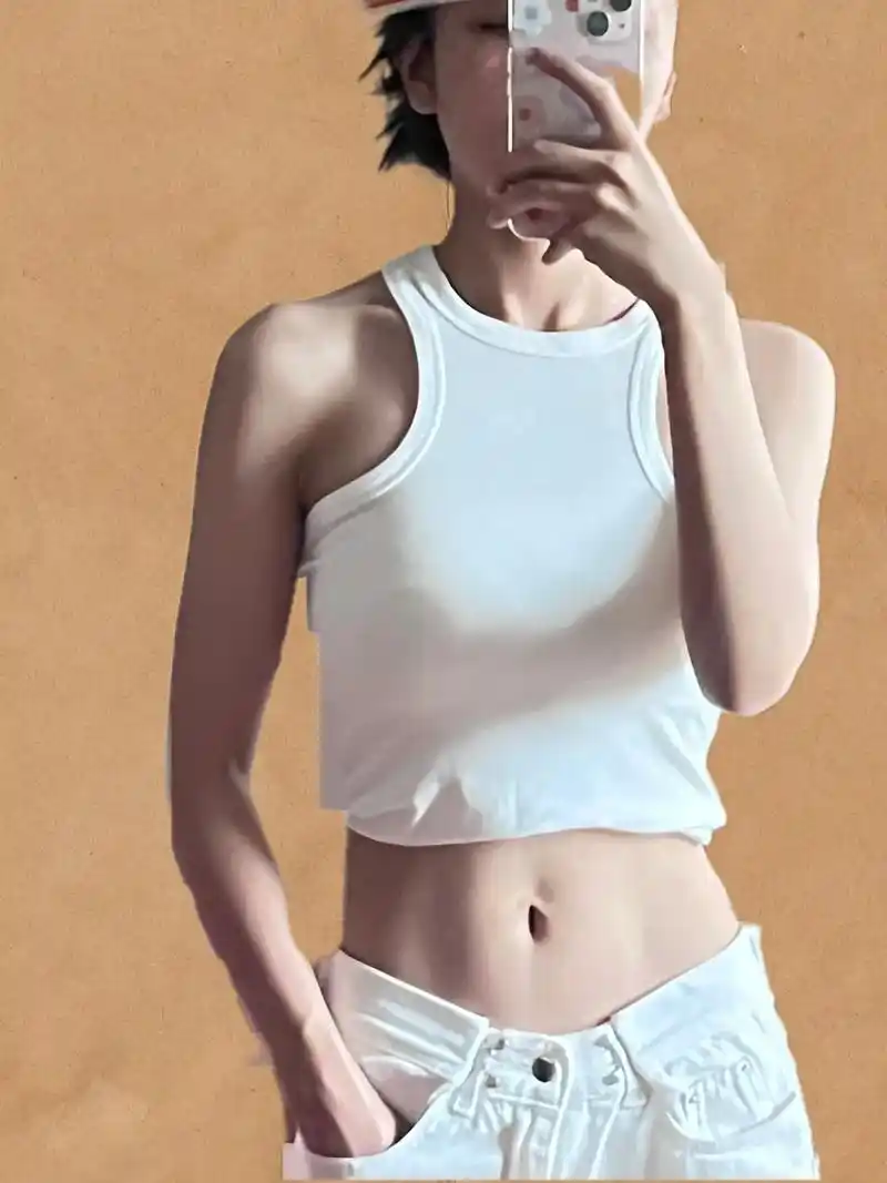 发一张库存照片 #马甲线 怎么不算减肥成功呢 - 抖音