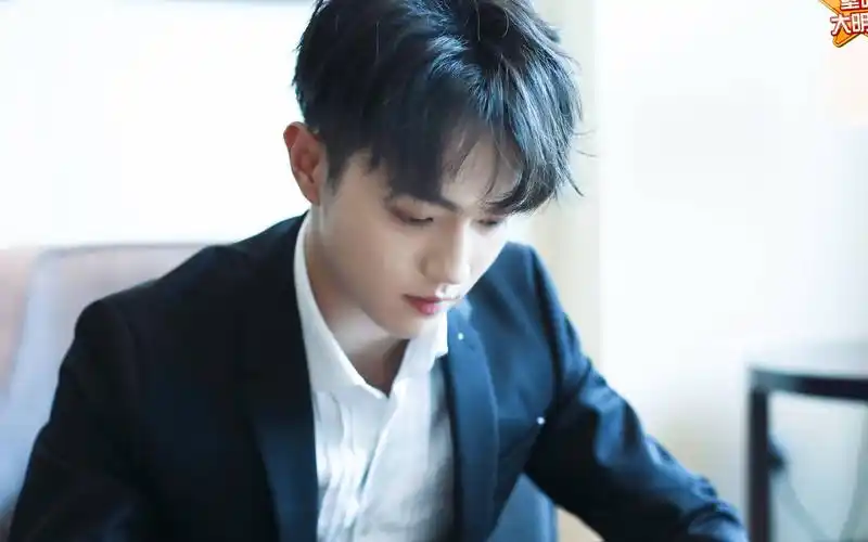 许凯-好帅一男的