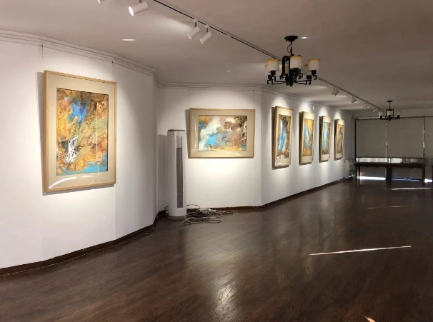 美好金秋 | 曹俊艺术馆(北京馆)落地国华影视基地