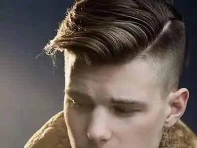 最新成熟男士发型 硬汉背头发型图片