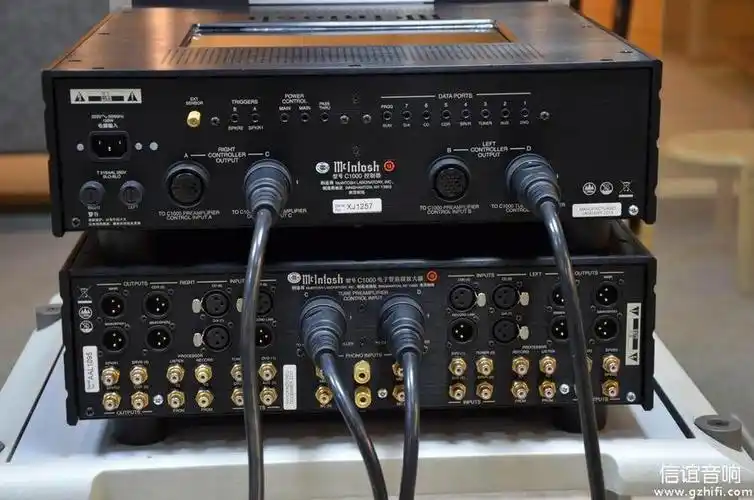 美国mcintosh麦景图c1000分体电源旗舰胆前级