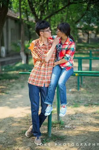 江苏大学"最萌身高差"情侣身高相差44ccm.