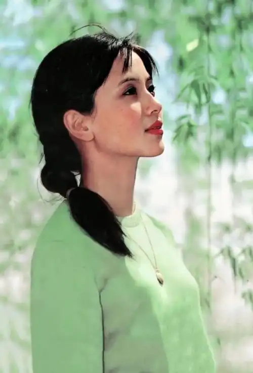 年轻时的陶慧敏,可真是秀外慧中,美腻了