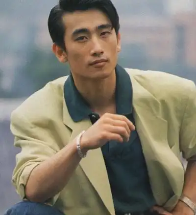 韩流鼻祖车仁表在采访中不断向妻子申爱罗撒娇卖萌太可爱了