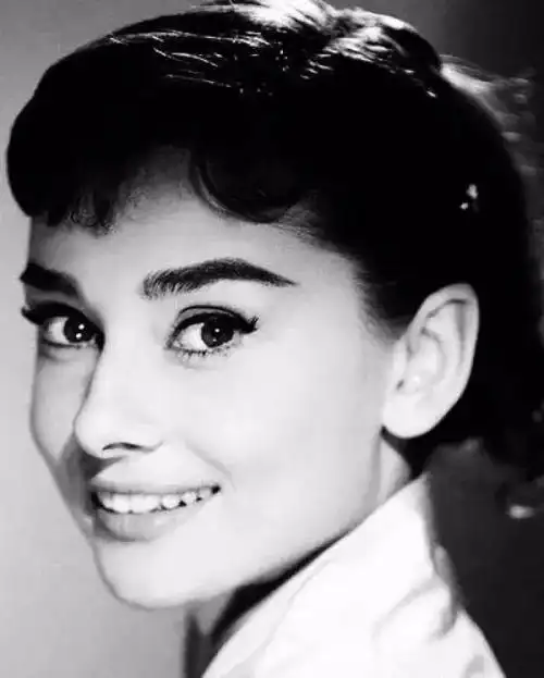 奥黛丽·赫本,经典无法复制