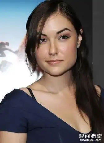 揭秘当年人气超高的av女优退休后的日常生活