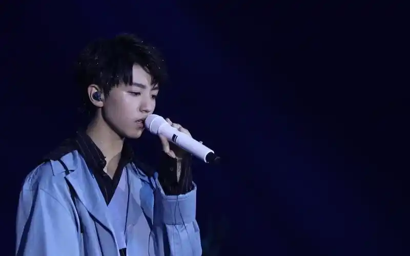 王俊凯 十八岁成年礼 《冷暖》