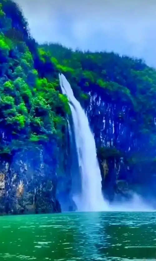 治愈系.#人间仙境美如画 #好山好水好风景 #治愈系风景 # - 抖音