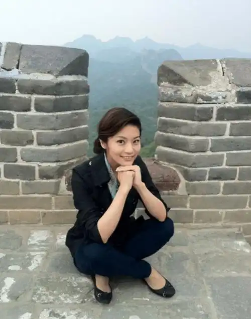 原创主持人孟盛楠24岁进央视36岁登上春晚如今41岁仍单身未婚