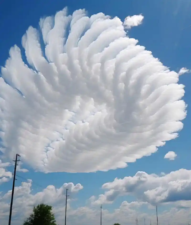 这是我见过最漂亮的云朵 676767